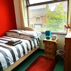https://cead-mile-failte-west-belfast.belfasthotelsireland.com